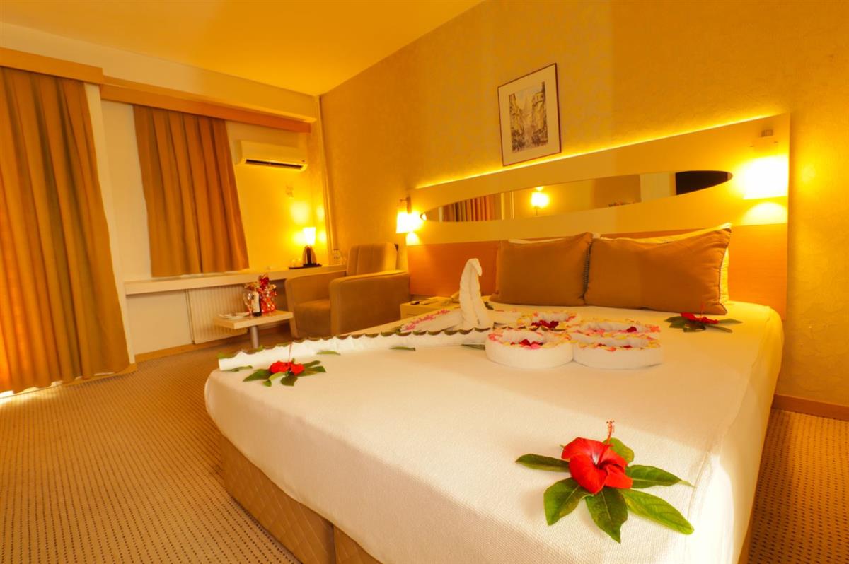 Lycus River Thermal Hotel
