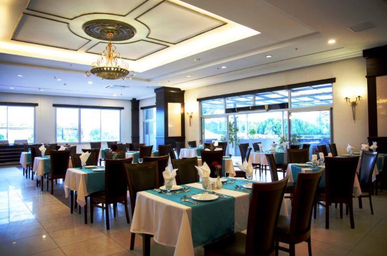 Meridia Beach Hotel