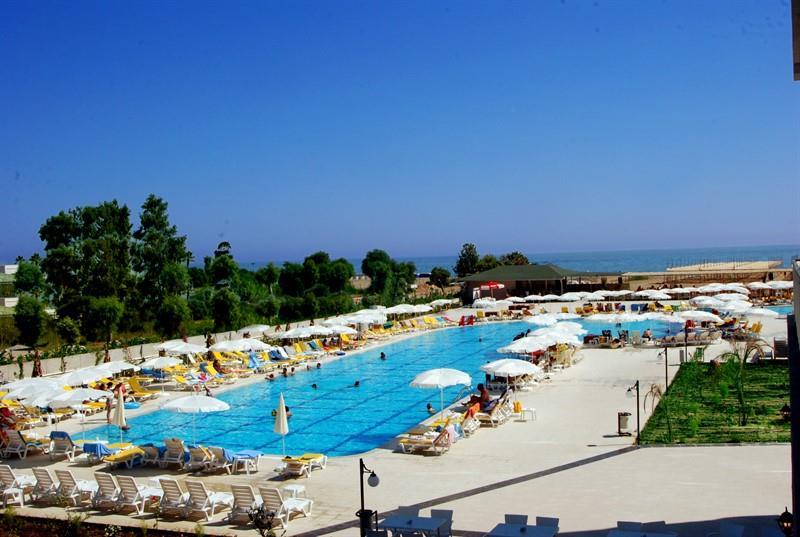 Hedef Beach Resort&Spa