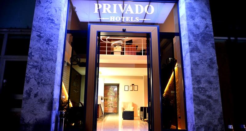 Privado Hotels