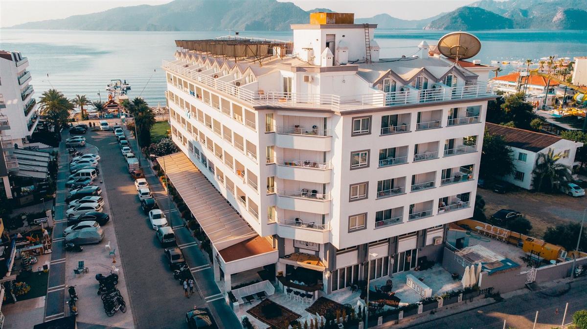 Mert Seaside Hotel